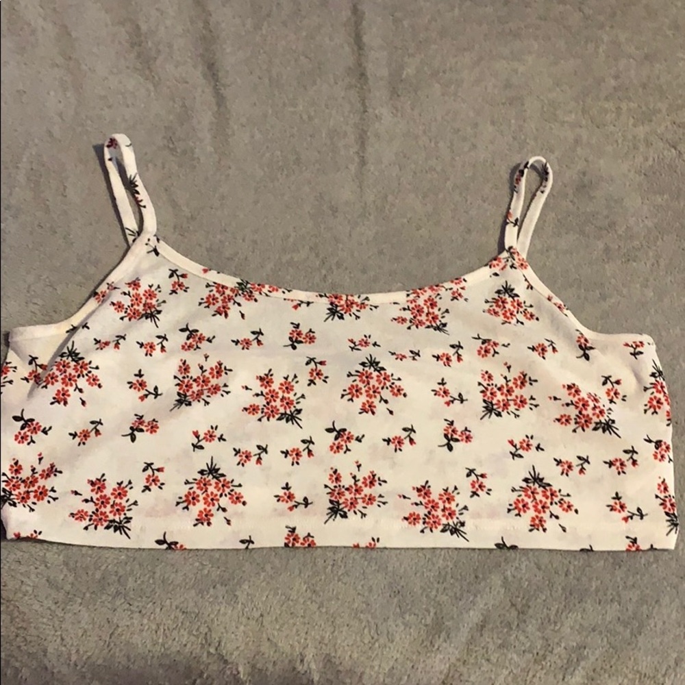 Flower print crop top
